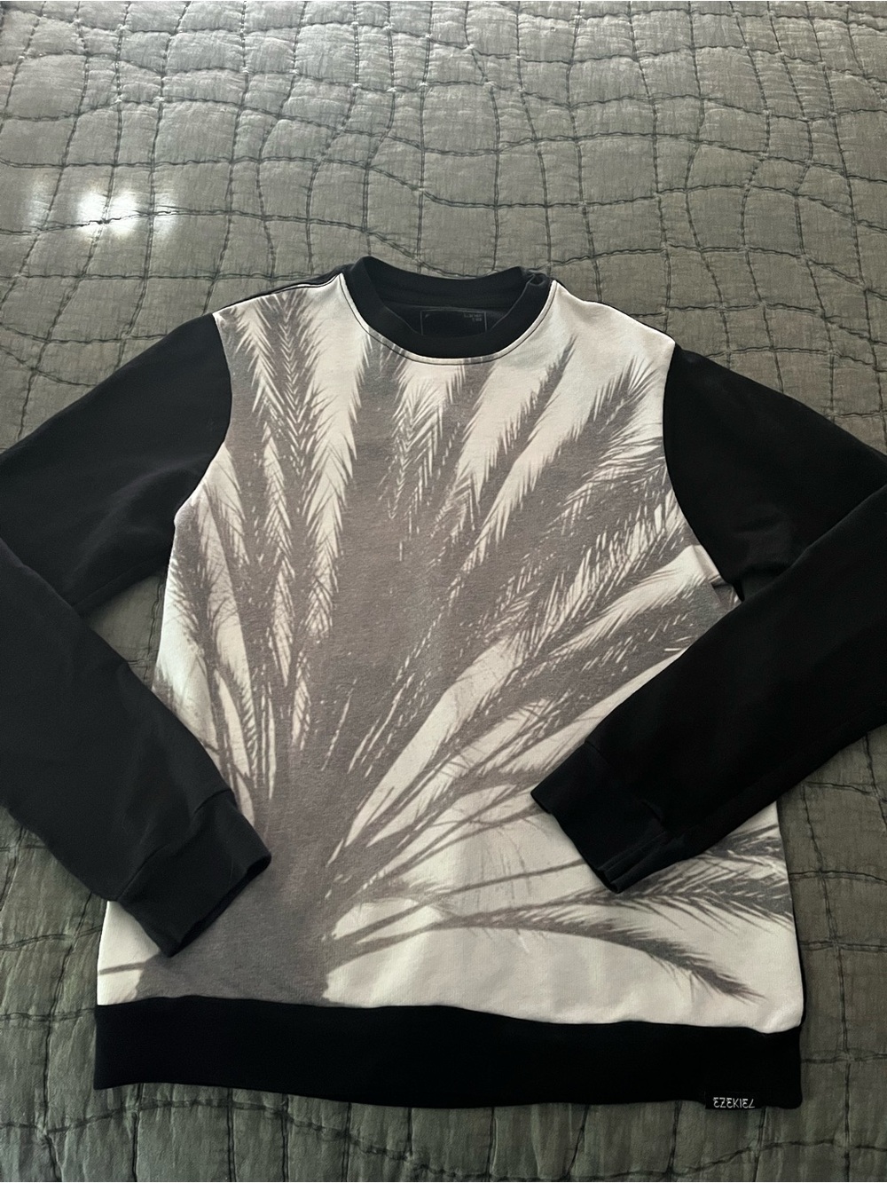 Ezekiel Black & Gray Palm Print Crewneck Sweatshirt